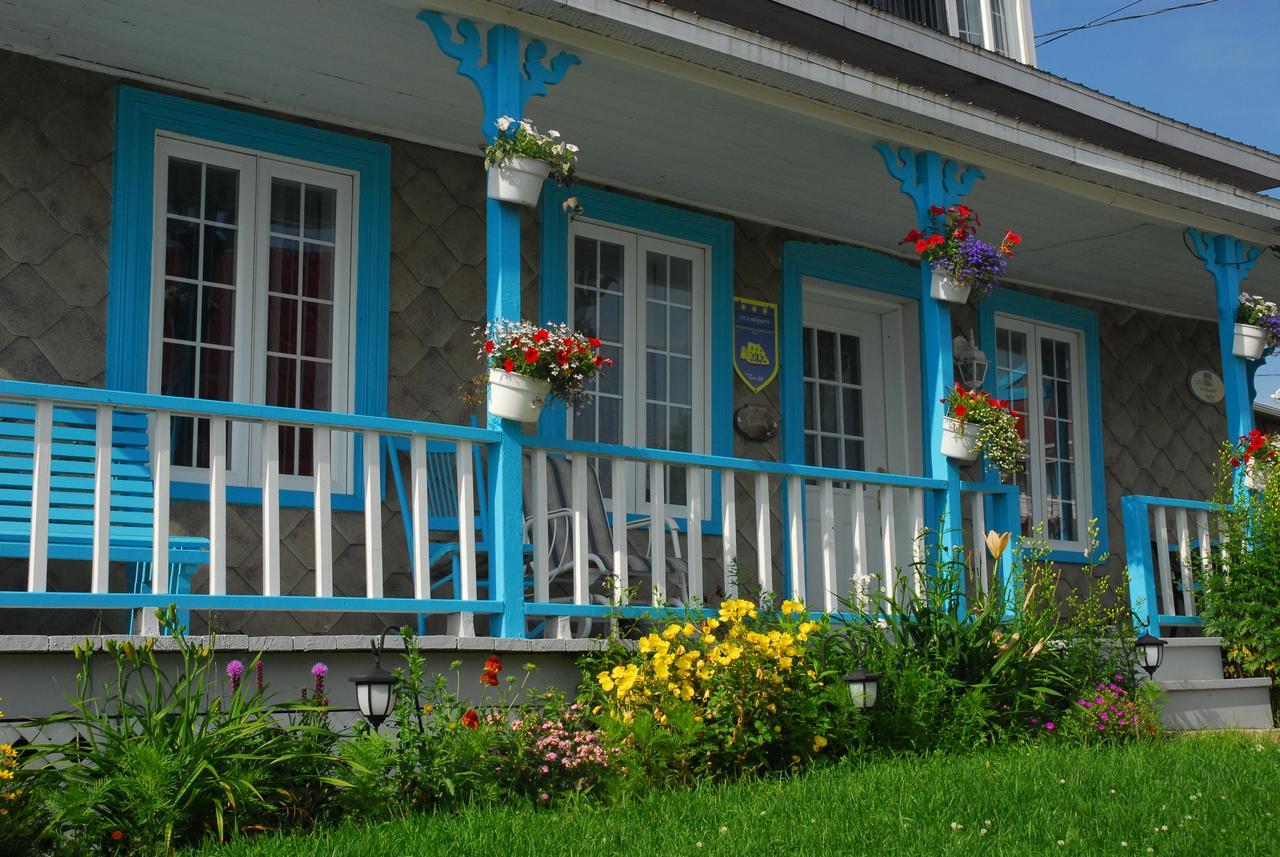 Maison De Campagne Le Nichouette Les Eboulements Exterior photo